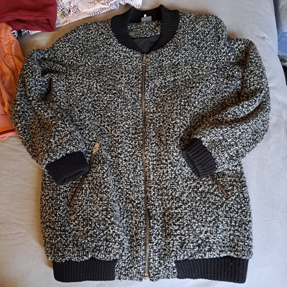 Oversized cozy coat, size large - Picture 1 of 2